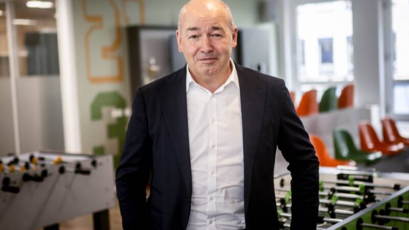 Sitz in Düsseldorf: Zeitarbeitsfirma Adecco erstmals Marktführer in Deutschland – aber die Branche schrumpft