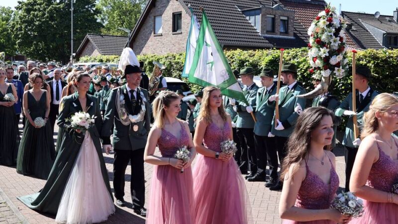 Brauchtum in Jüchen: Garzweiler Schützen feiern 575-jähriges Jubiläum