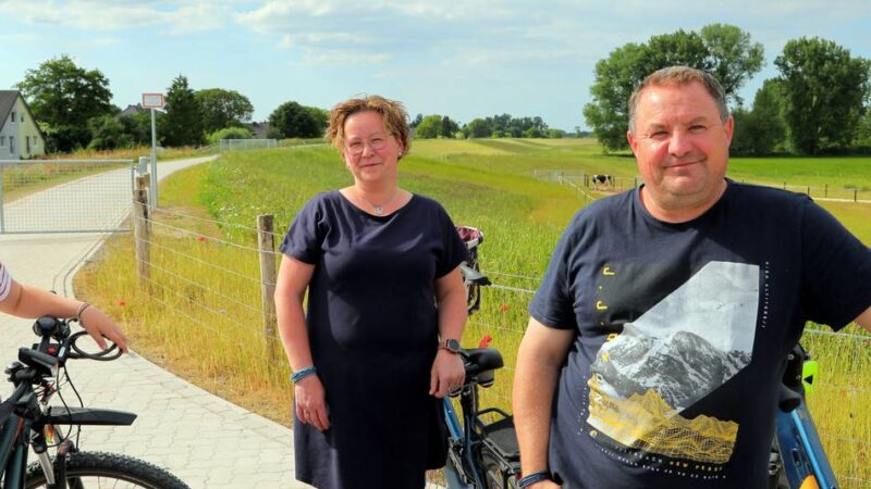 Nutzung als Rad- und Fußgängerweg: Lüttinger sammeln Unterschriften für Öffnung des Deichwegs