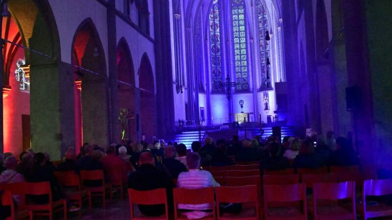 750 Jahre Chorhallenweihe: Eine Nacht voller Orgelklänge, bunter Lichter und fliegender Eulen