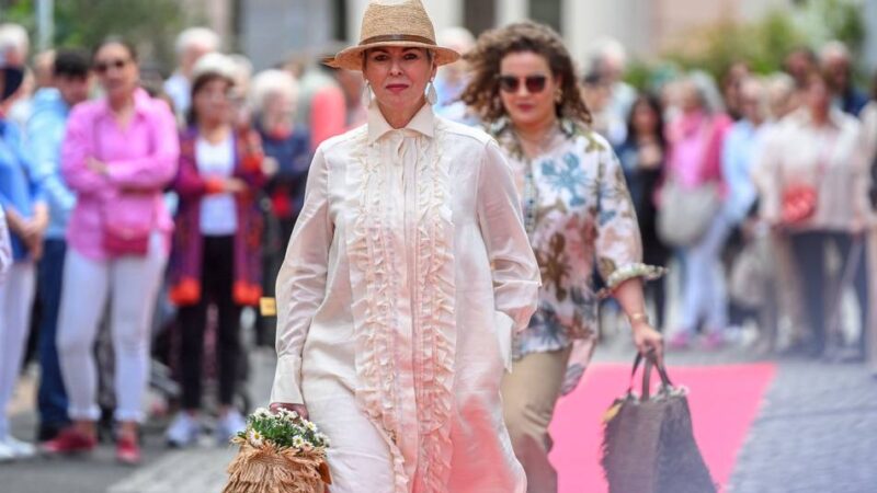 Herzblut und besonderes Flair: So toll war die Modenschau in der Moerser Altstadt