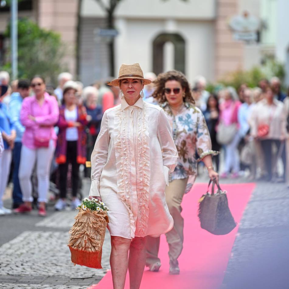 Herzblut und besonderes Flair: So toll war die Modenschau in der Moerser Altstadt