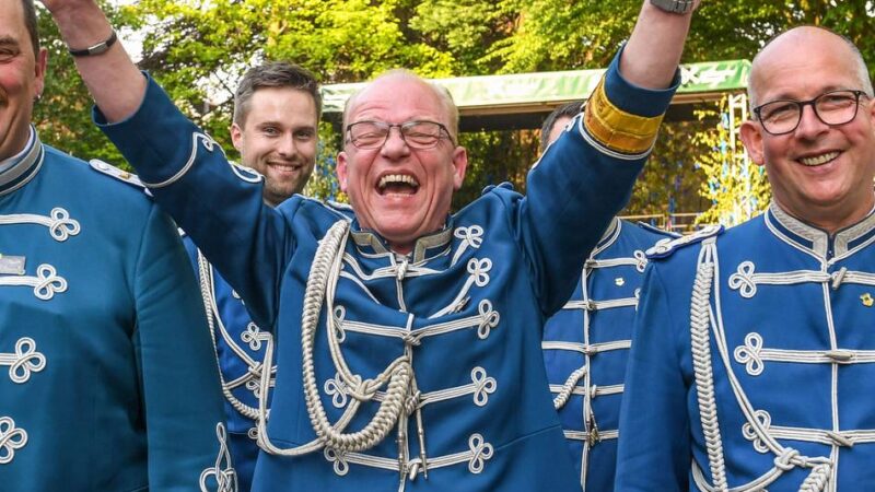 Brauchtum in Kempen: Blaue Husaren suchen einen neuen König