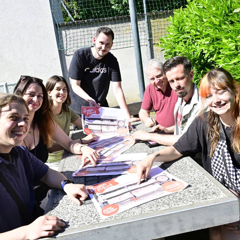 Verschönerungsaktion in Mönchengladbach: Ein Graffiti-Picknick als kreative Gemeinschaftsaktion