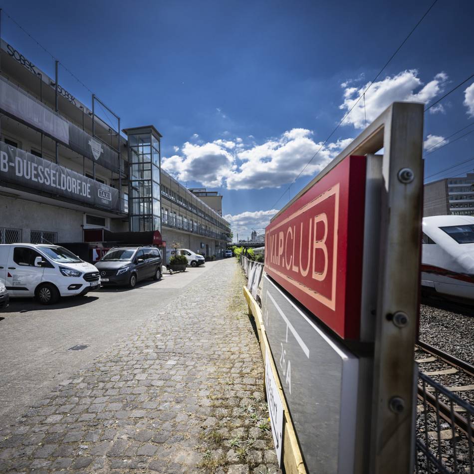 VIP-Club an der Rethelstraße: Bordell in Düsseldorf geht pleite – und wird wegen „wirtschaftlicher Erfolglosigkeit“ geschlossen