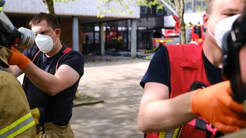 Nach dem Großbrand in Erkrath Hochdahl: Hildener und Haaner helfen bei Brandkatastrophe an Schule