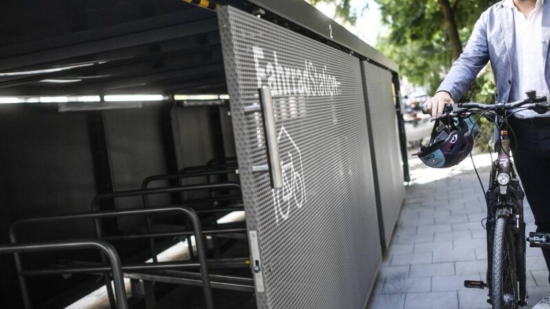 Stadt Neuss startet Anwohnerbefragung: Prototyp für Fahrradgarage entsteht an der Breite Straße