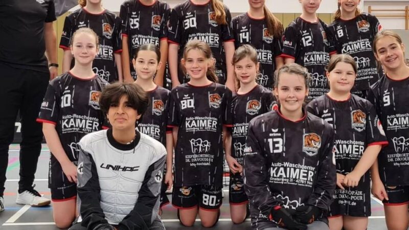 Nach Großbrand im Schulzentrum:  Hochdahler Floorballer kämpfen um DM-Titel