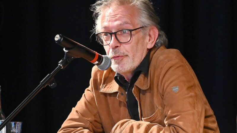 Literaturpreisträger in Krefeld: „Ich kann nur über Männer schreiben“ – Ulrich Peltzer stellt neuen Roman vor