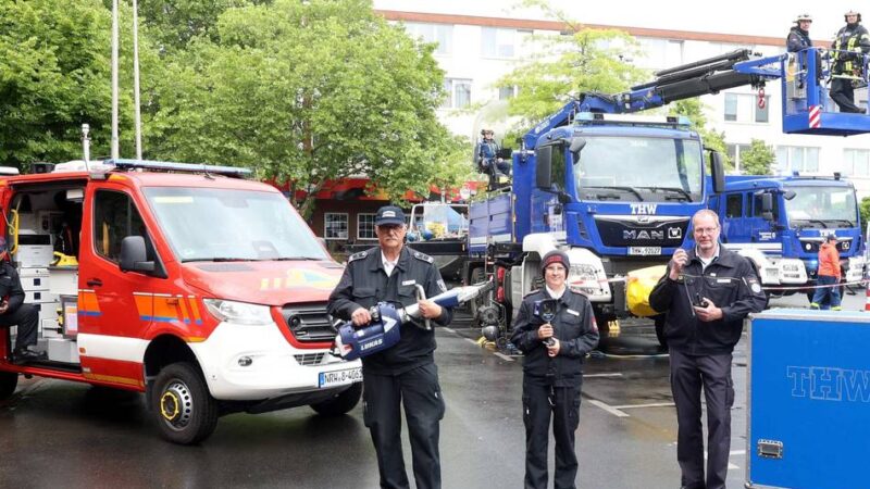Markplatz in Opladen: Frühlingsfest letztmalig mit Verkehrsschau