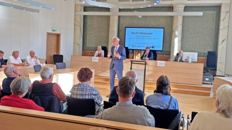 Recht interessant: Meinungsfreiheit in Deutschland – gesichert oder gefährdet?