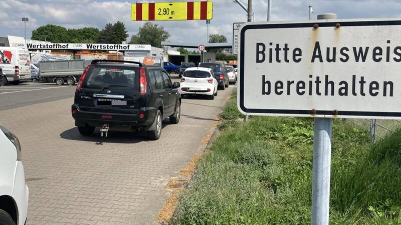 Kontrollen werden verschärft: Wie der ASG Staus am Wertstoffhof verhindern will
