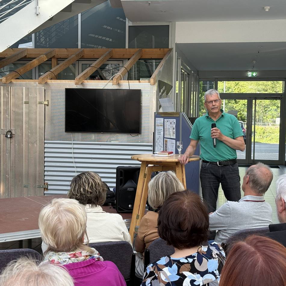 Ausstellung in der Glashalle in Hückeswagen: Gedanken über das Gemeinwohl
