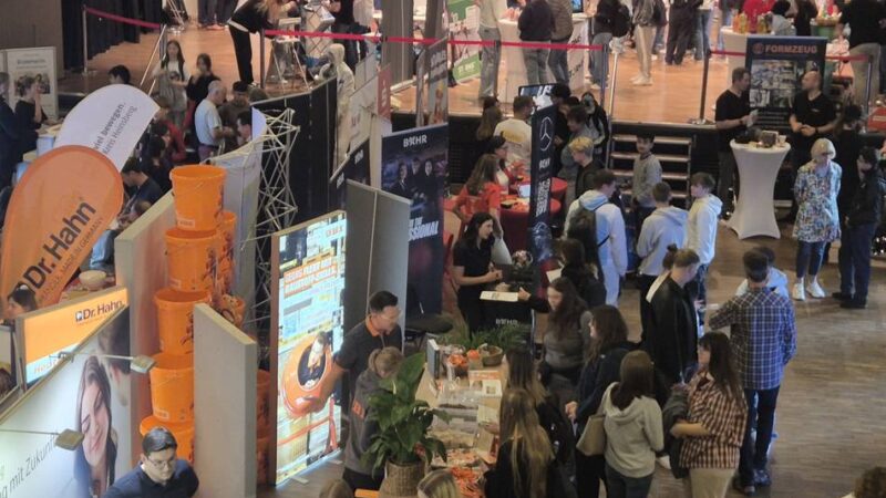 Junge Talente treffen Arbeitgeber: Azubi-Messe erreicht neuen Besucherrekord