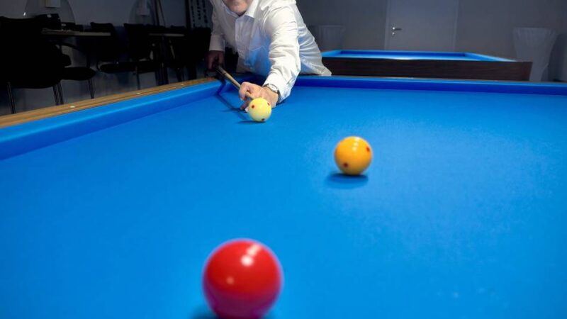 Freizeit in Düsseldorf: Kampf um Billard-Spielstätte – ein Parforceritt durch den Behördendschungel