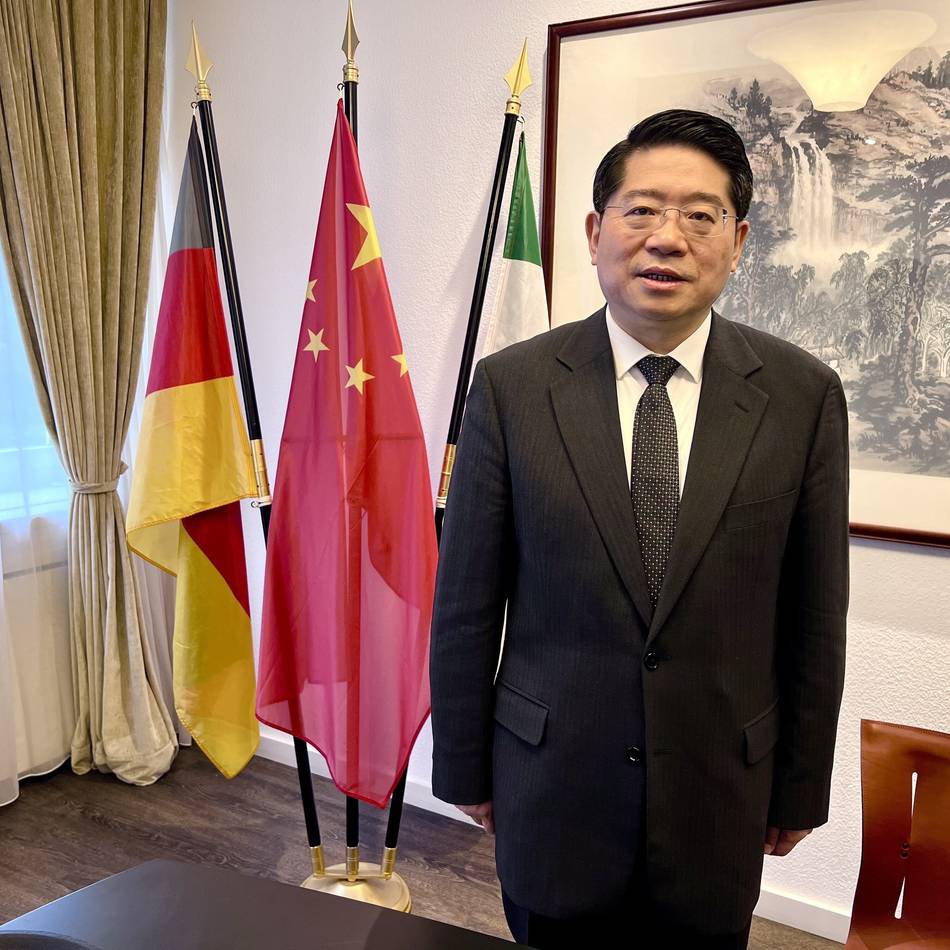Neuer Botschafter von China: Deng Hongbo auf Stippvisite in Düsseldorf