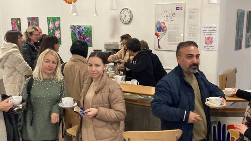 Anlaufpunkt für Flüchtlinge in Kaarst: „Café International“ sucht Ehrenamtler