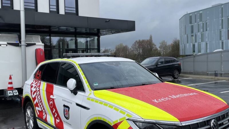 Hochwasser-Vorsorge im Rheinisch-Bergischen Kreis: Investition in Notstromausrüstung