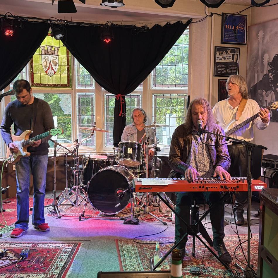 Konzert im Haus Eifgen in Wermelskirchen: Blues-Quartett spielt virtuos, leidenschaftlich und voller Seele