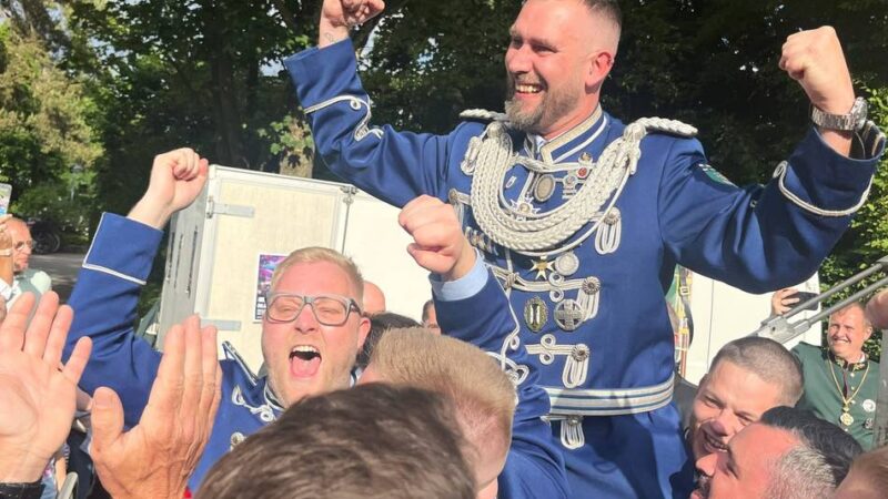 Schützenfest in Büderich: Mit nur einem Schuss zum Schützenkönig