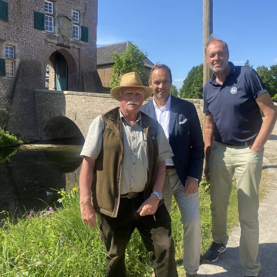 Baudenkmal in Korschenbroich: Historische Bogenbrücke zum Schloss Myllendonk ist saniert