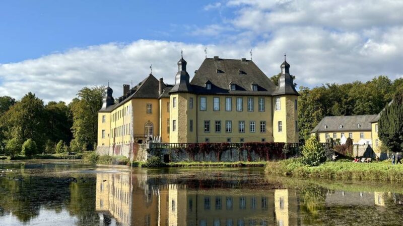 Ausverkaufte Veranstaltung in Jüchen: Dycker Schlosskonzert mit 18-jähriger Harfenistin