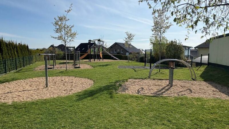 Wo Hückeswagener Kinder spielen können: „Spielplatz der Woche“: Max-Bruch-Straße