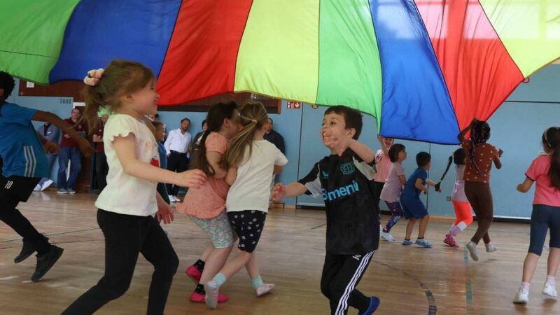 Bewegungsfreude für alle in Leverkusen: „Sport vernetzt“ soll Kindern Wege in den Verein öffnen