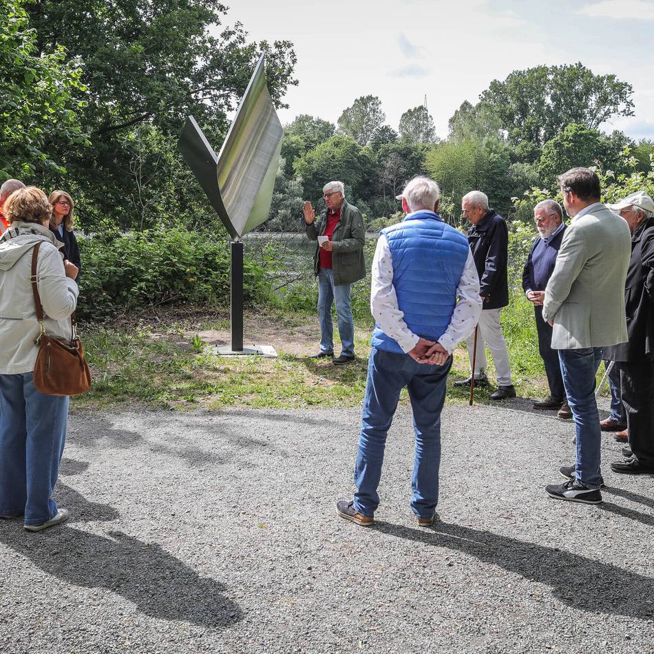 Kultur in Meerbusch: Pfad am Latumer See erhält ein neues Kunstwerk