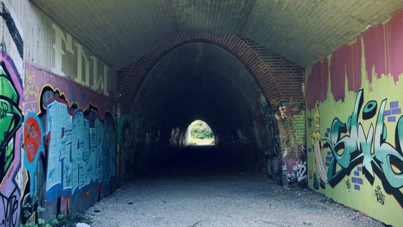 Anwohner berichten von schlaflosen Nächten: Illegale Raves in Neusser Autobahn-Tunnel