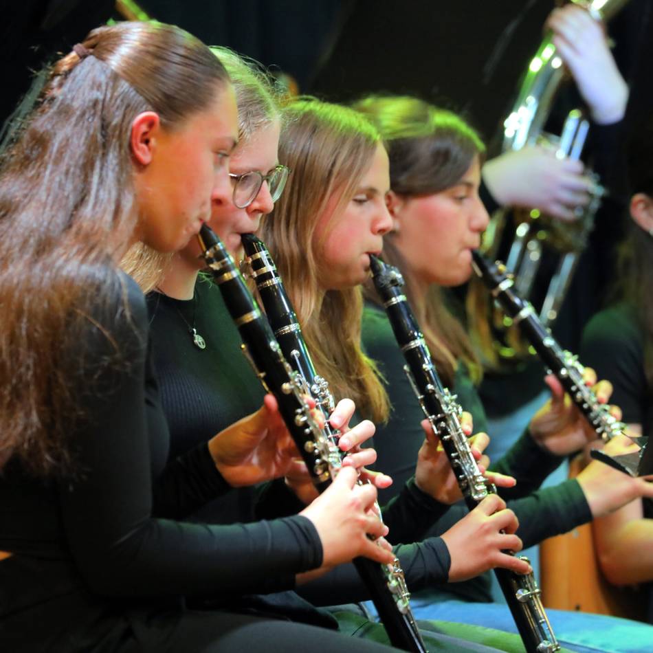 Konzert der Mr. Queens Big-Band: Was für ein „sonniger Tag“ im Kastell