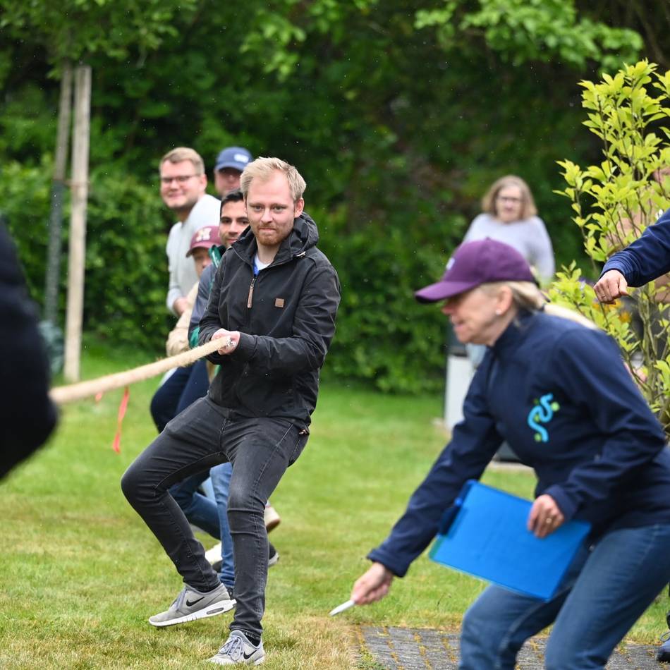 Bürgerverein für die Wupperorte in Radevormwald: Kräftemessen beim Tag des Nachbarn an der Wupper
