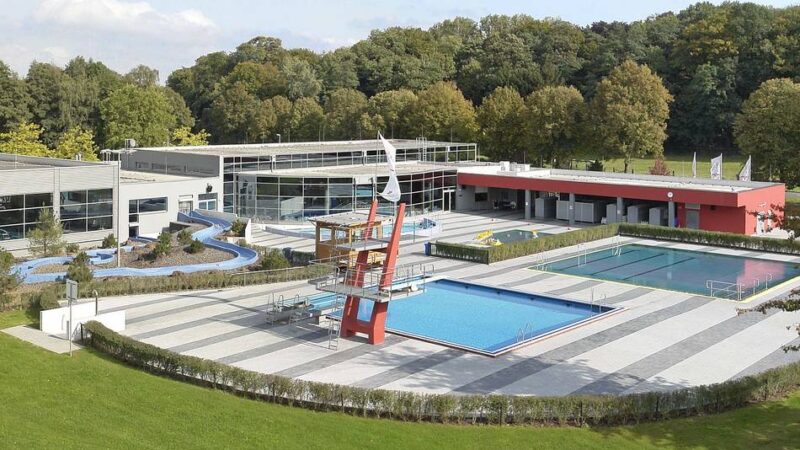 Zunächst an einem Standort: Die Freibad-Saison in Mönchengladbach startet