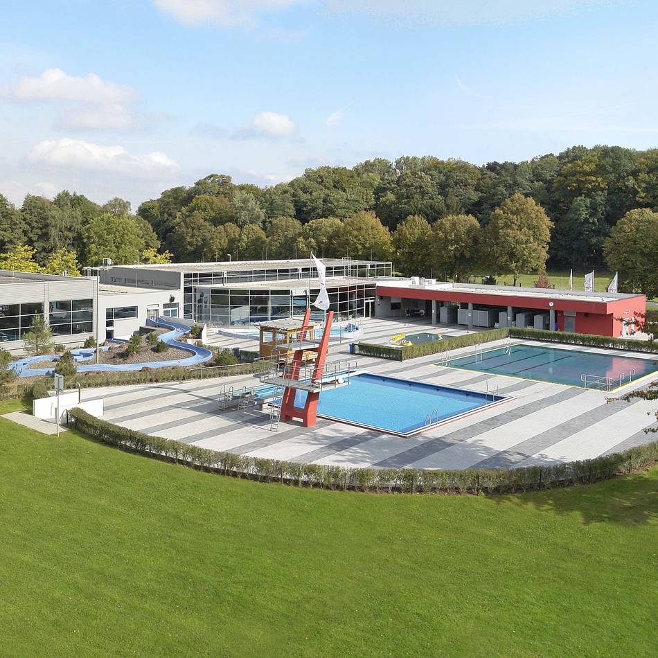 Zunächst an einem Standort: Die Freibad-Saison in Mönchengladbach startet