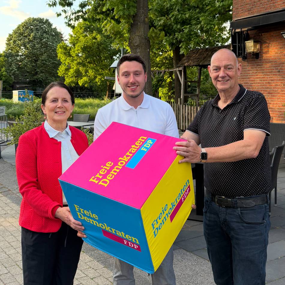 Kommunalwahl 2025 in Rheinberg: Mit diesem Personal geht die FDP ins Rennen