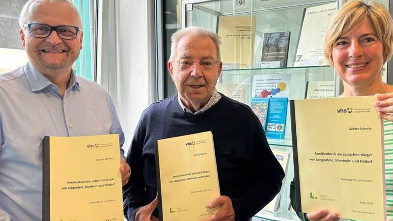 Langenfelder Historiker: Günter Schmitz veröffentlicht umfassendes Werk zur Erinnerungskultur