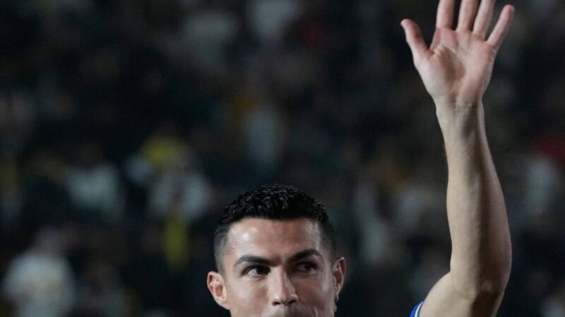 Fußball: „Kapitel beendet“: Ronaldo deutet in Insta-Post Wechsel an