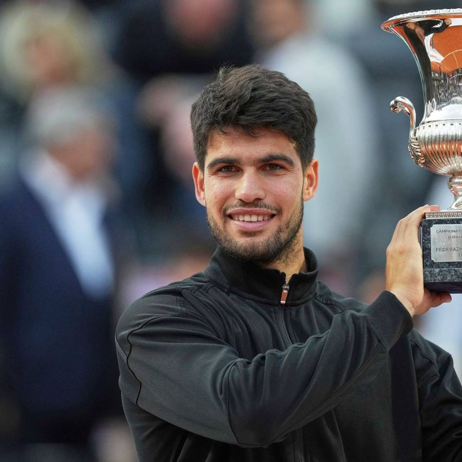 Duell der Tennisstars: Alcaraz bezwingt Sinner in hochklassigem Finale in Rom