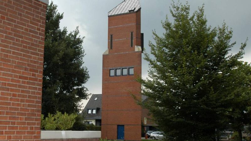 Kreuzkirche in Lank-Latum: Open-Air-Gottesdienst an Himmelfahrt