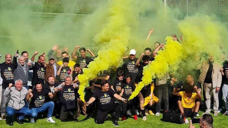 Verfolger Rheindahlen verliert parallel: Türkiyemspor sichert sich gegen Otzenrath die Vizemeisterschaft und steigt auf