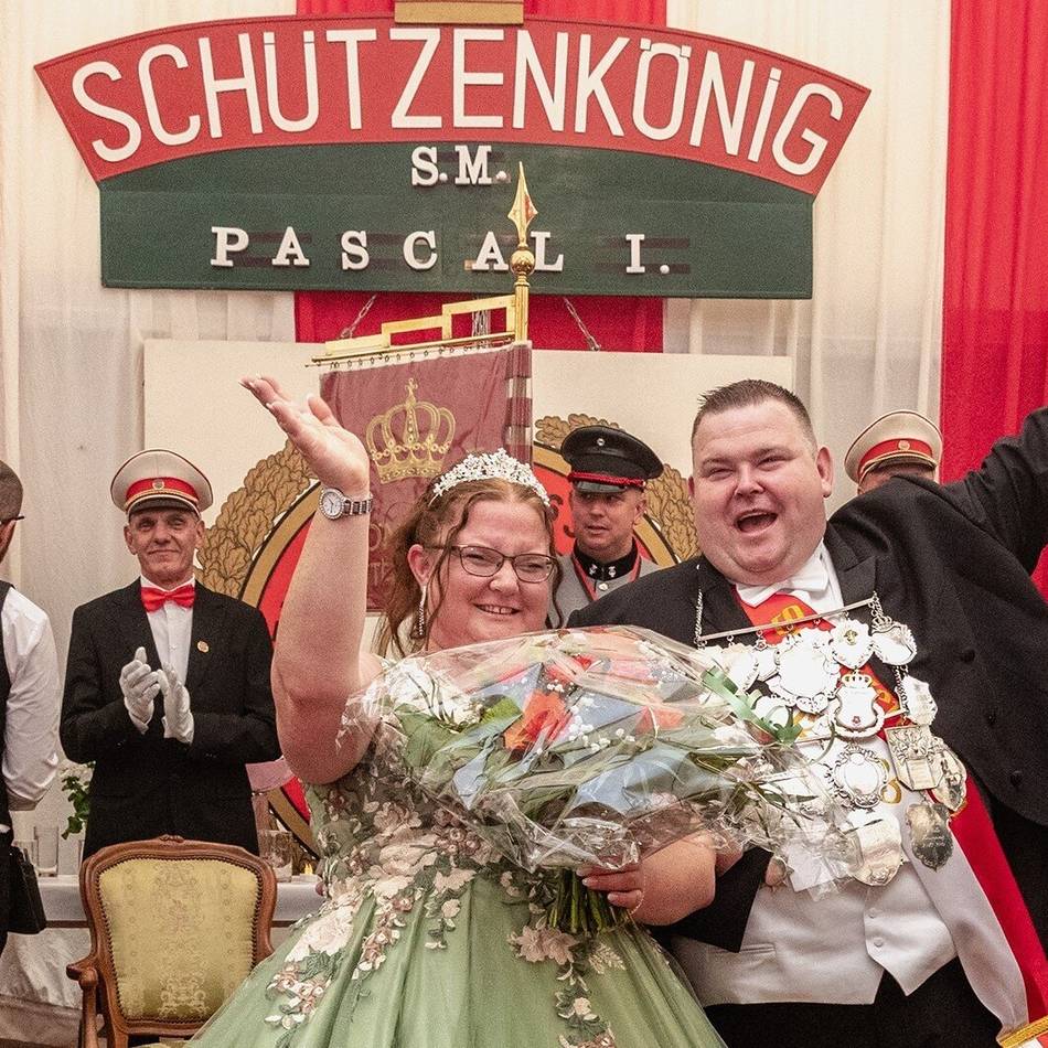 Schützenfest mit Pascal und Yvonne Hahn: Weckhoven feiert seinen ersten „Dienstagskönig“