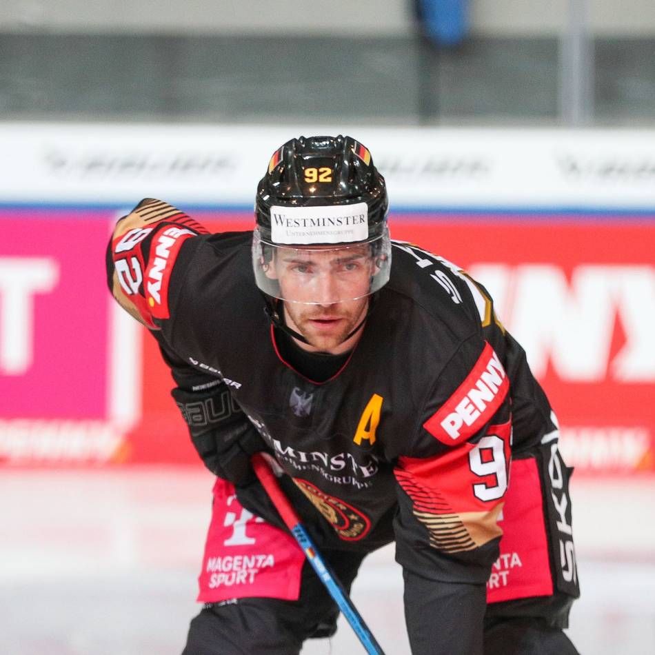 Mit WM-Rückkehrer zum Minimalziel: Nachnominierter Noebels soll deutsches Eishockey-Team retten