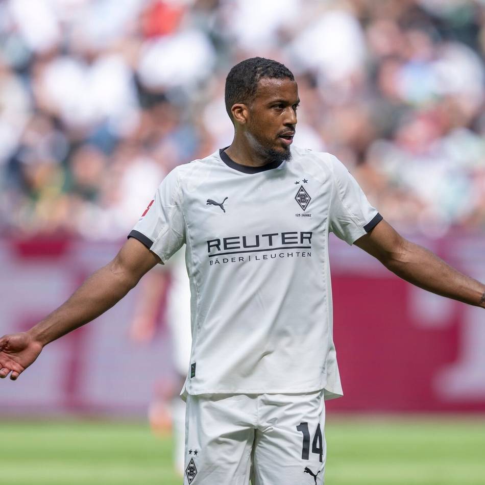 „Habe eine Ausstiegsklausel“: Alassane Pleas Zukunft bei Borussia ist ungewiss