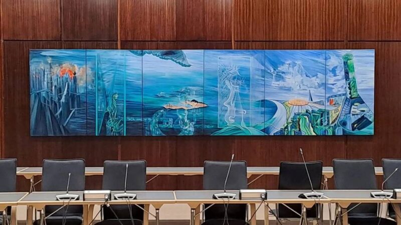 Leverkusener Künstlerin: Elobas großes Werk im Opladener Sitzungssaal