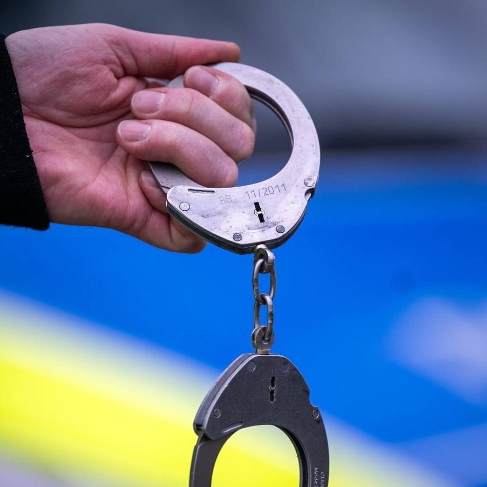 Vorfall in Kempen: Mann beleidigt und verletzt Polizisten
