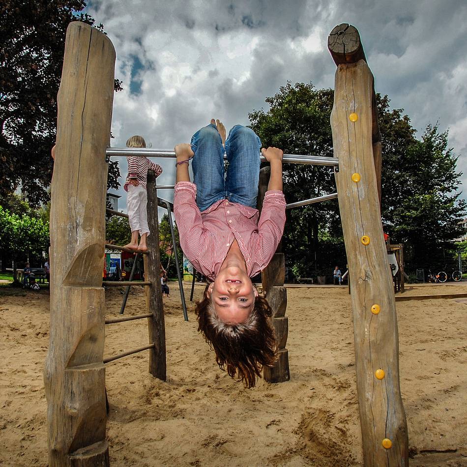 Platz wiedereröffnet: 400.000 Euro wurden in Kranenburger Spielplatz investiert