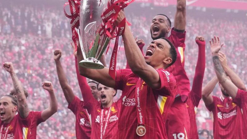 Transfer: Real holt Liverpools Alexander-Arnold schon für Club-WM
