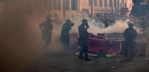 Donald Trump vs Los Angeles, Kalifornien: Pentagon schickt Hunderte Marineinfanteristen in die Stadt