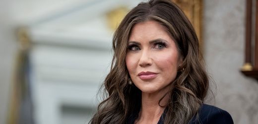 USA: Kristi Noem ins Krankenhaus gebracht – allergische Reaktion