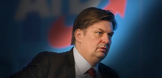Maximilian Krah: Warum der AfD-Mann jetzt aus dem eigenen Lager angefeindet wird